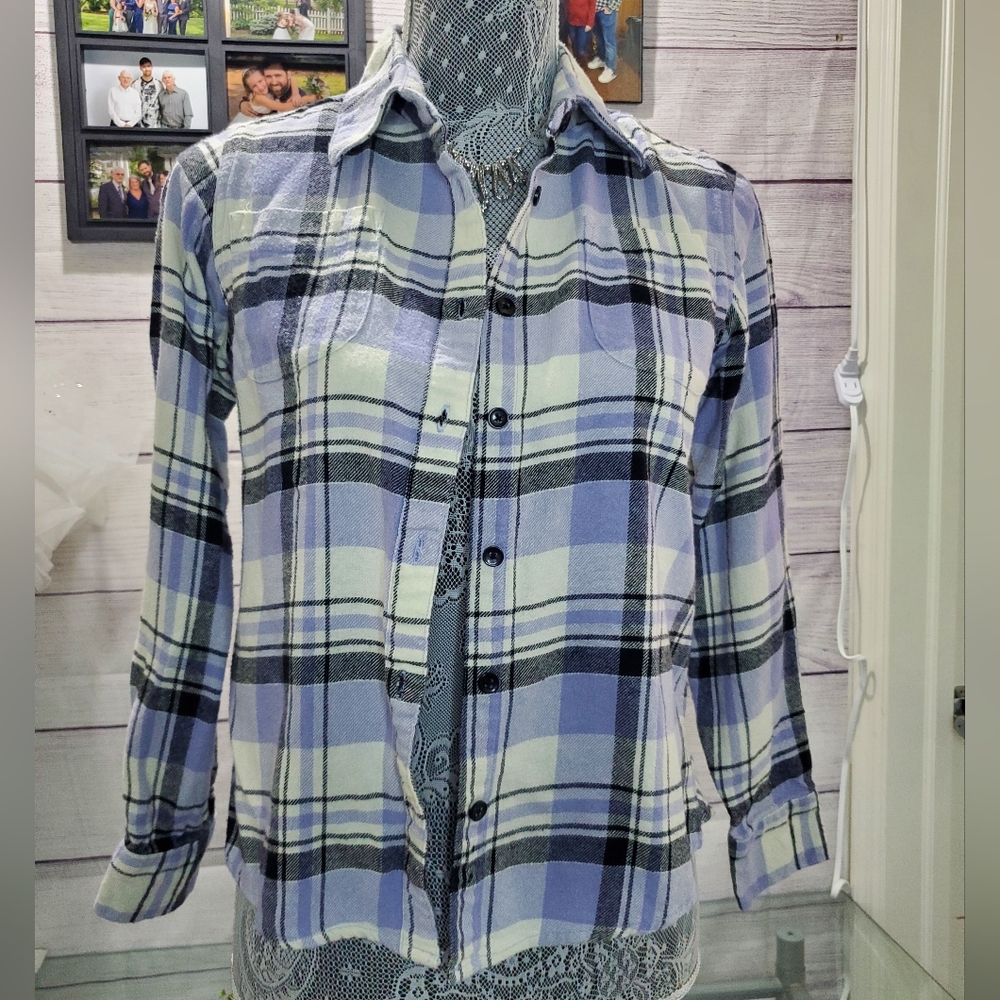 Plaid Button-Up Shirt in Blue and White